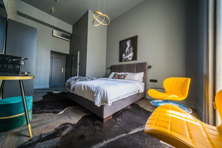 Leo Panzio Hotel
