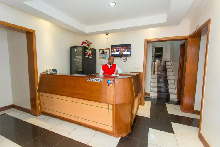Silver Hotel