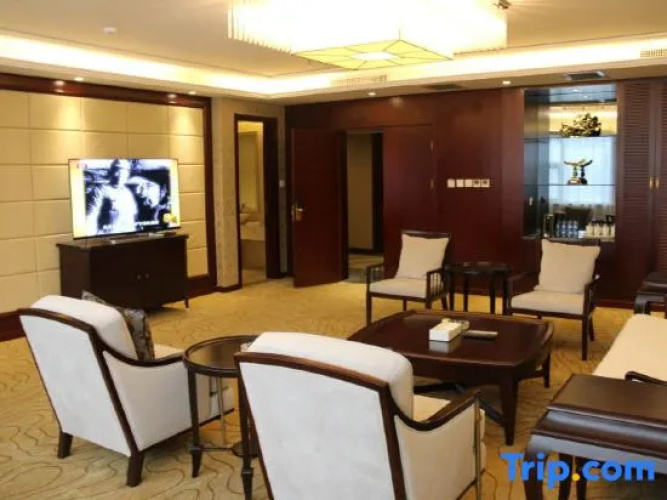 Yulian hotel