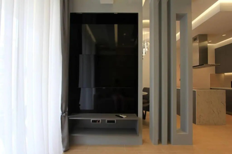 Modern 1BR apartment with swimming pool