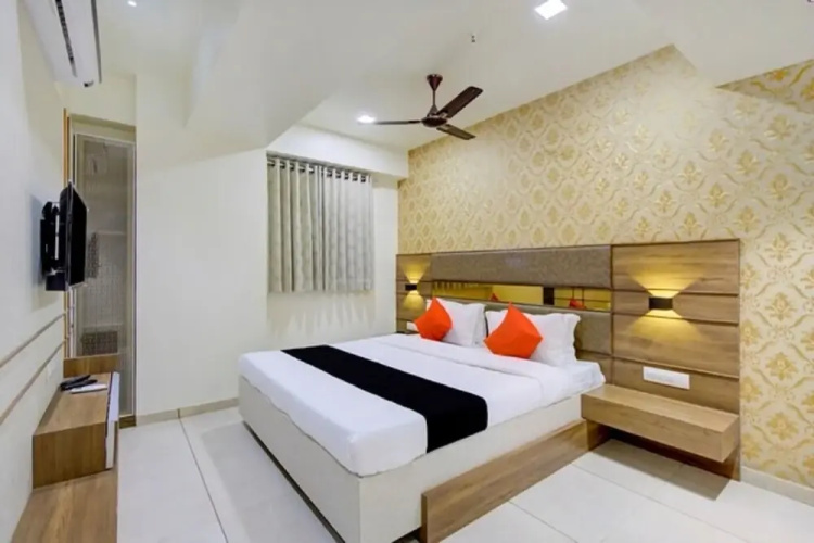 Hotel Bharosa Inn