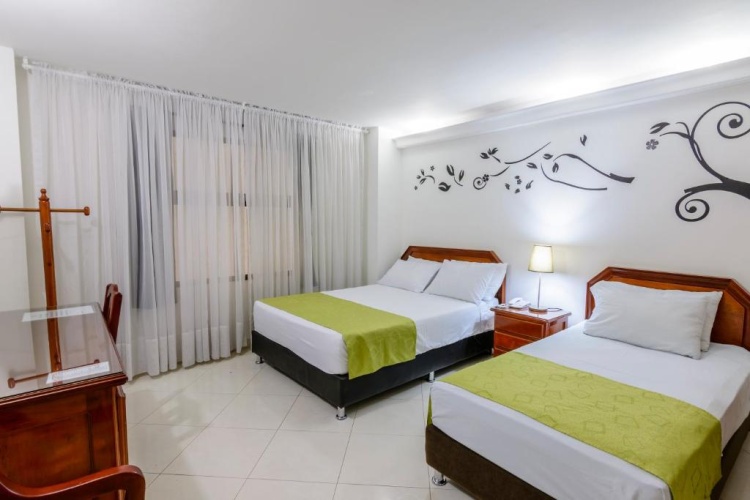 Standard Twin room