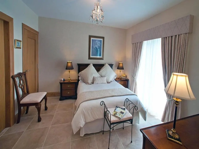 Standard Twin room with view
