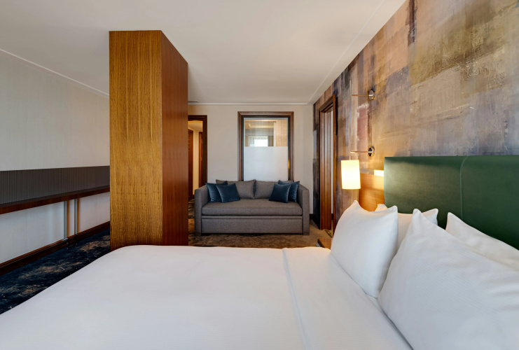 DoubleTree by Hilton Hotel Van