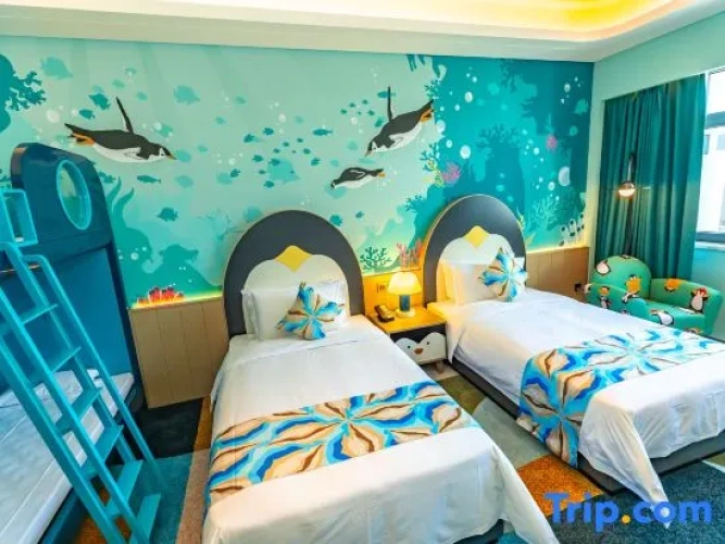 Standard Twin Family room
