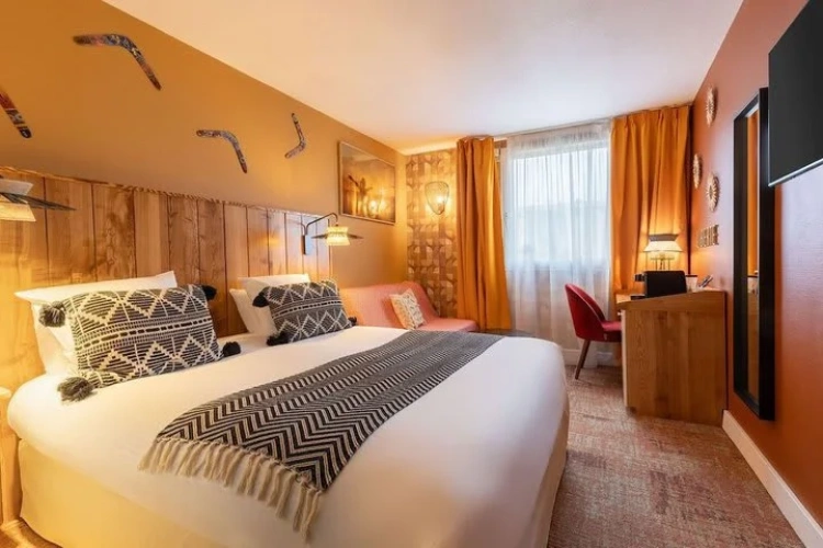 Double Suite