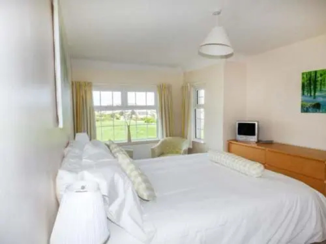 Flat 11