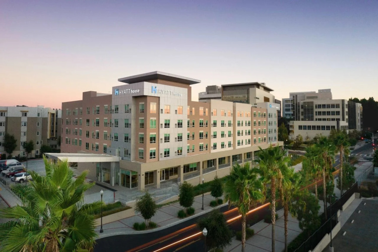 Hyatt House LA - University Medical Center photo 19