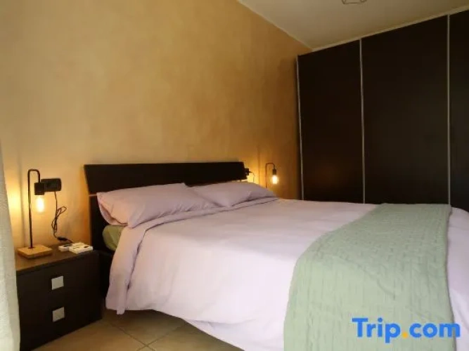 1 Bedroom Double Apartment