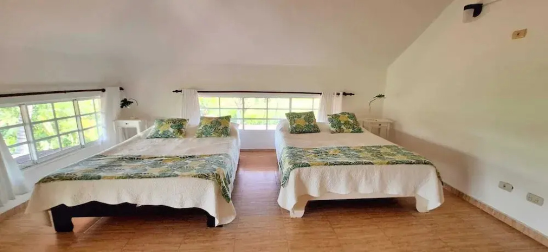 9th Hole Villa