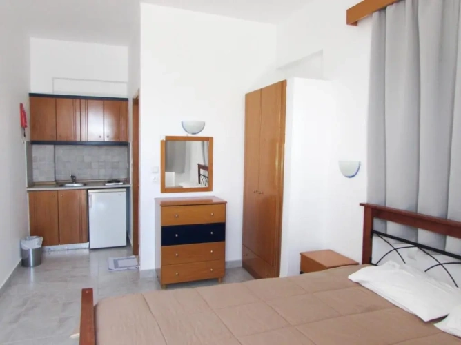 2 Bedrooms Apartment