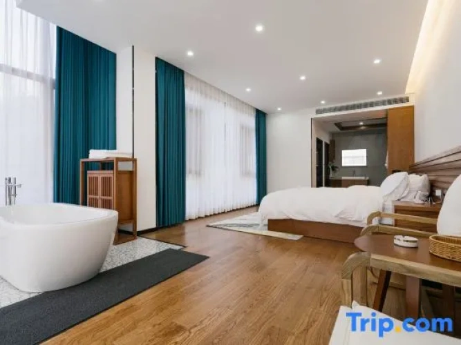 Deluxe Double room with mountain view