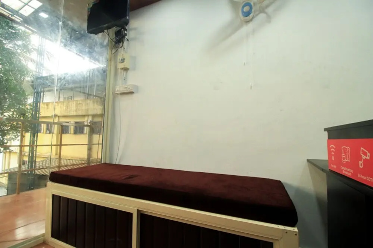 OYO 28470 Chaliyar Inn