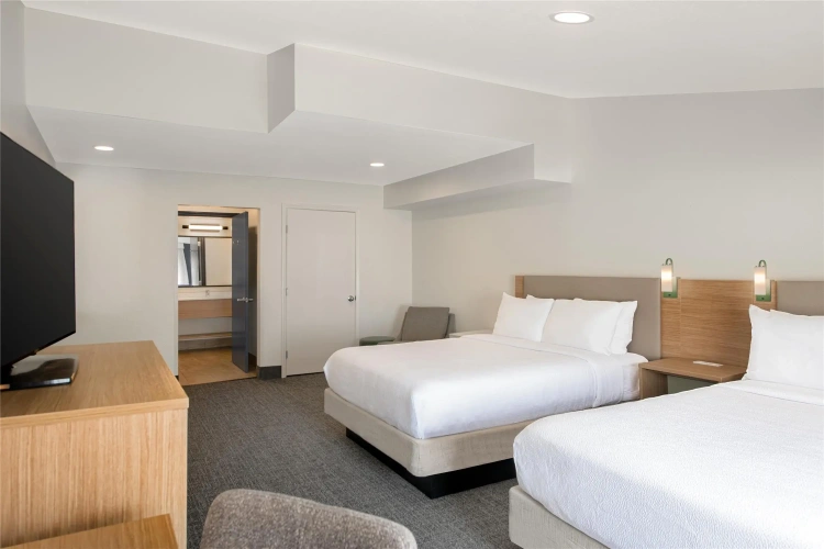 Quadruple Suite