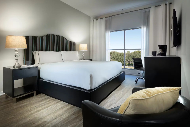 1 Bedroom Double Suite