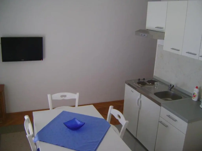1 Bedroom Apartment with sea view