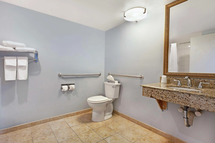 Best Western Hartford Hotel & Suites photo 10