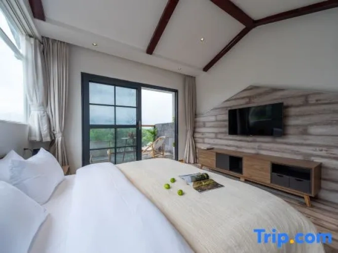 Family Suite with view