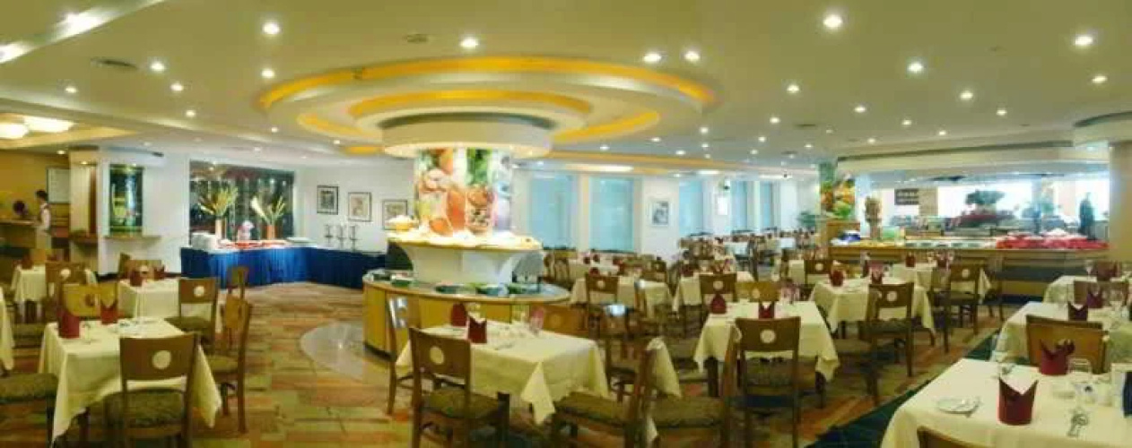 Yinhe Dynasty Hotel