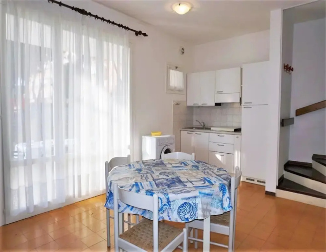 Nice Villa in Caorle With Balcony