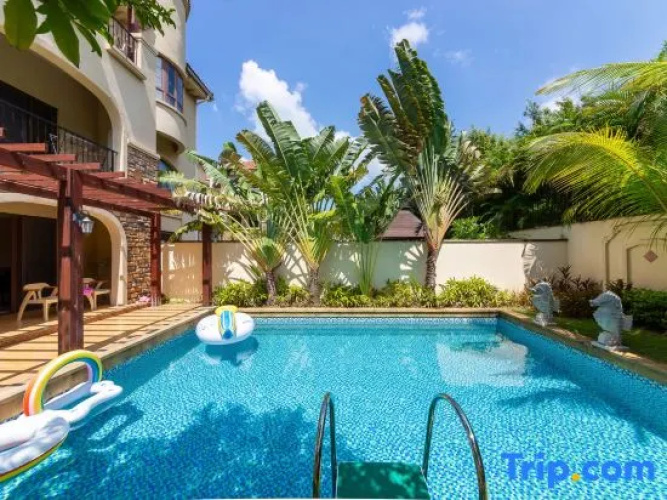 Jingyuan Resort Pool Villa