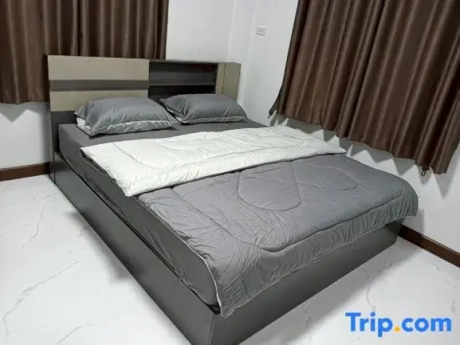 2 Bedrooms Villa