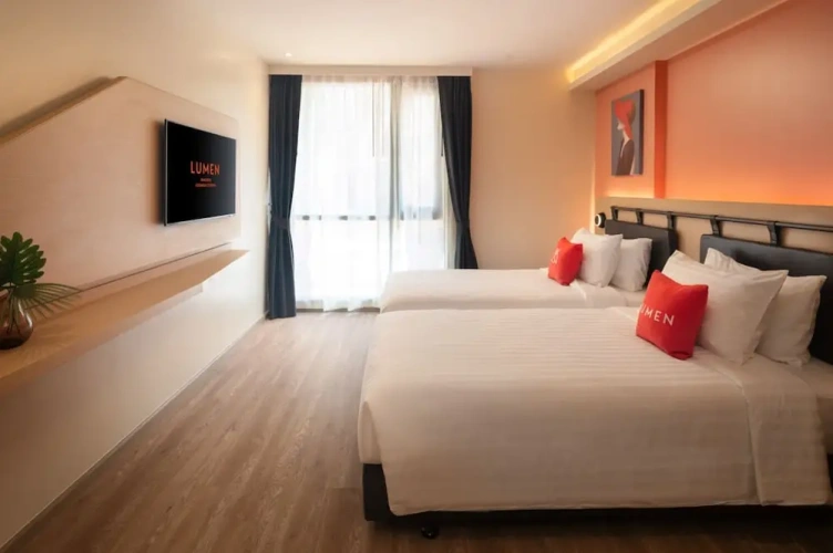 Lumen Deluxe Twin room