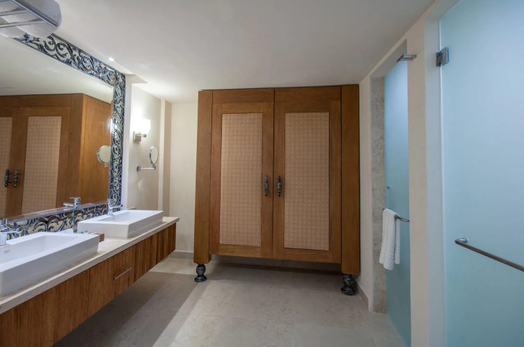 Almar Resort Luxury Beach Front Experience