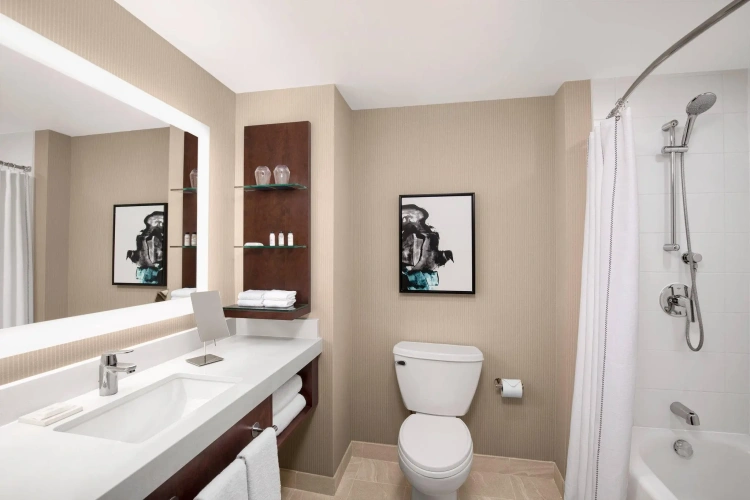 Standard Double room with partial view