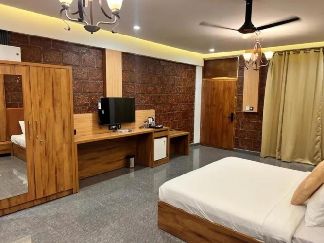 Double Suite