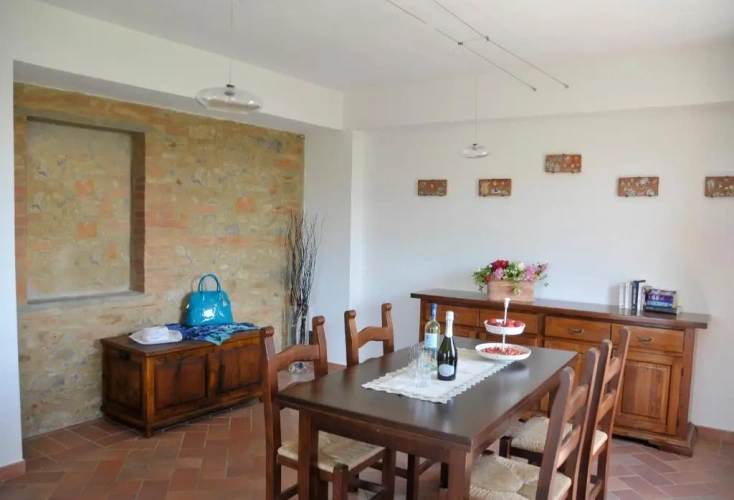 3 Bedrooms Cottage