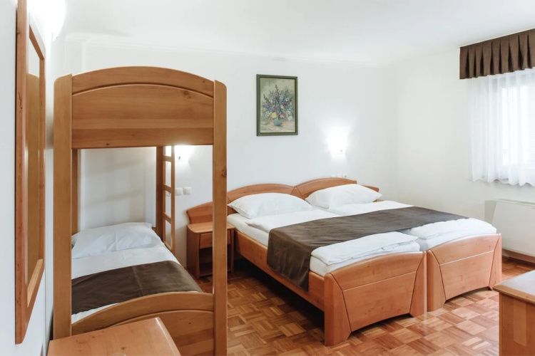 hotel reAktiv