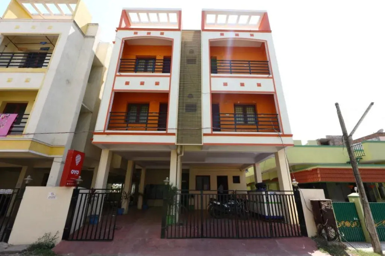 Neighbour Inn Kolathur