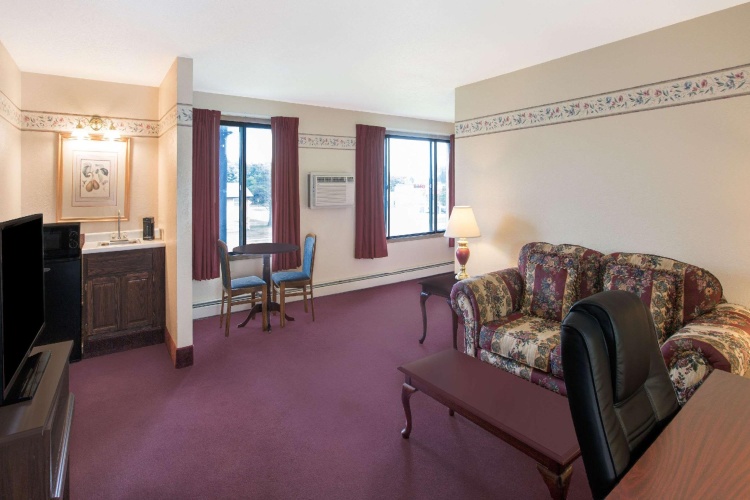 Double Suite