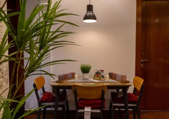 3 Bedrooms Apartment