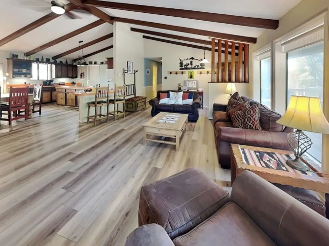 3 Bedrooms Cottage