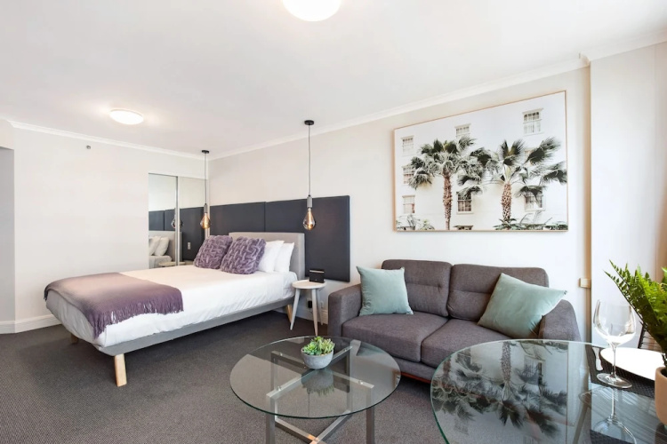Sydney CBD Studio Apartment 1704 KNT