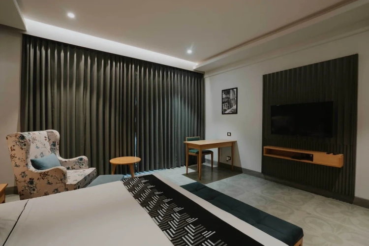 Guest rooms