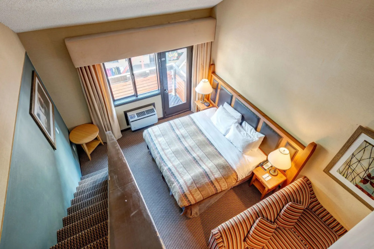 Blackcomb Lodge