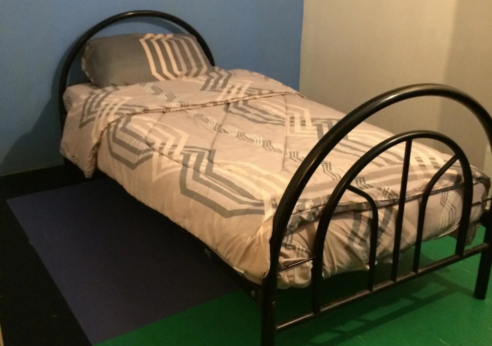 Funky Crib Hotel