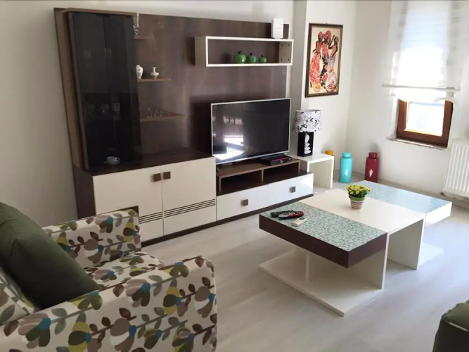 Class Suit Residence
