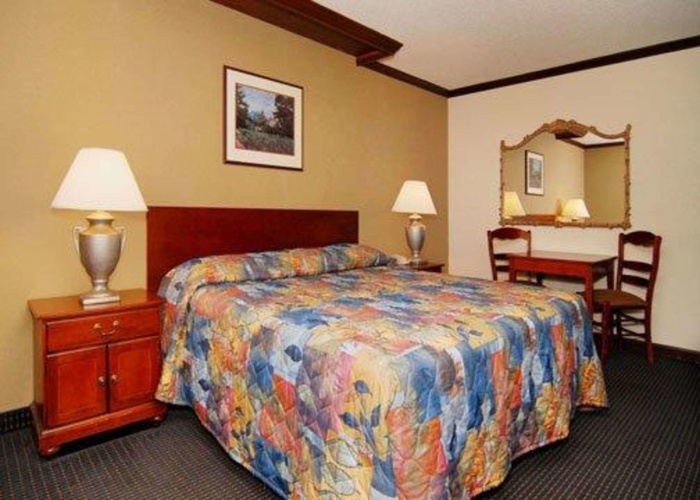 Rodeway Inn & Suites Boulder Broker photo 8