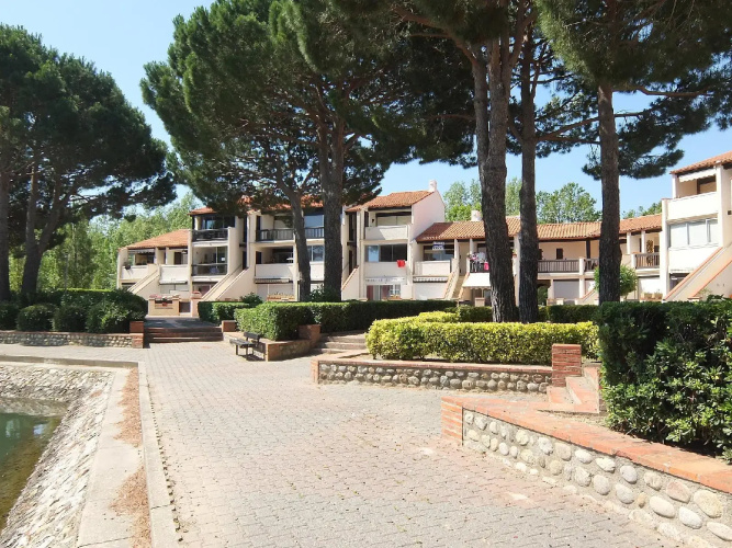 Port D'Attache No.2