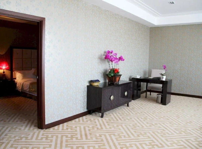 Longda Hot Spring Hotel