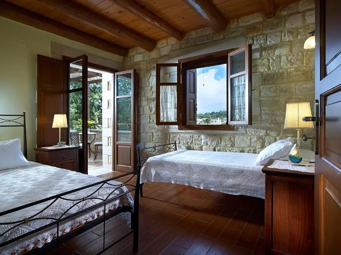 3 Bedrooms Villa