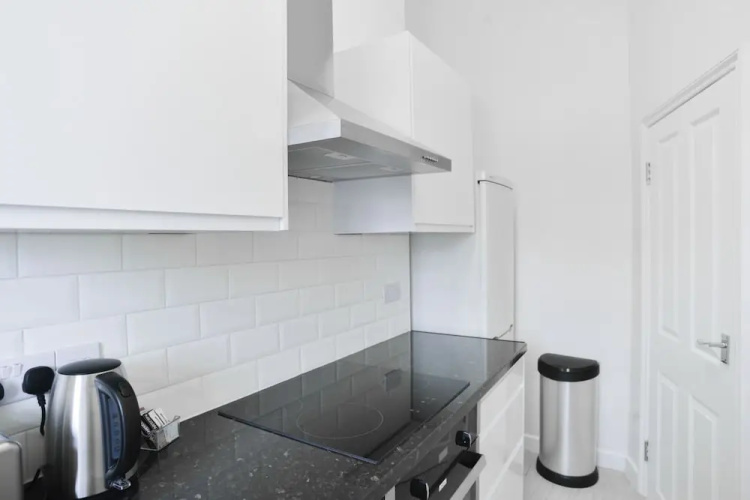 Studio Apartment In Euston