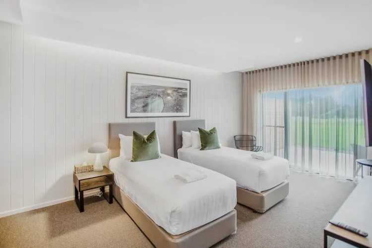 13th Beach Golf Lodges