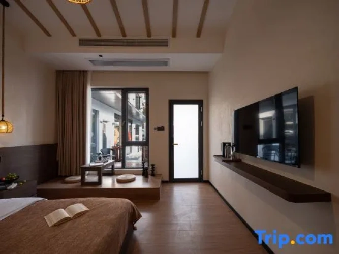 1 Bedroom Deluxe Double room