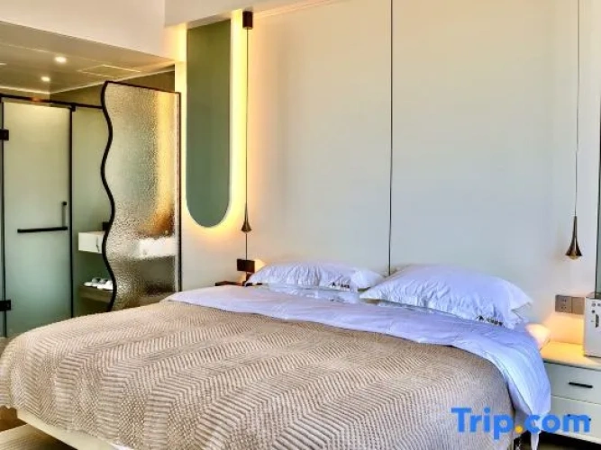 Standard Single room with view
