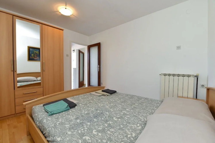 Apartment 1410